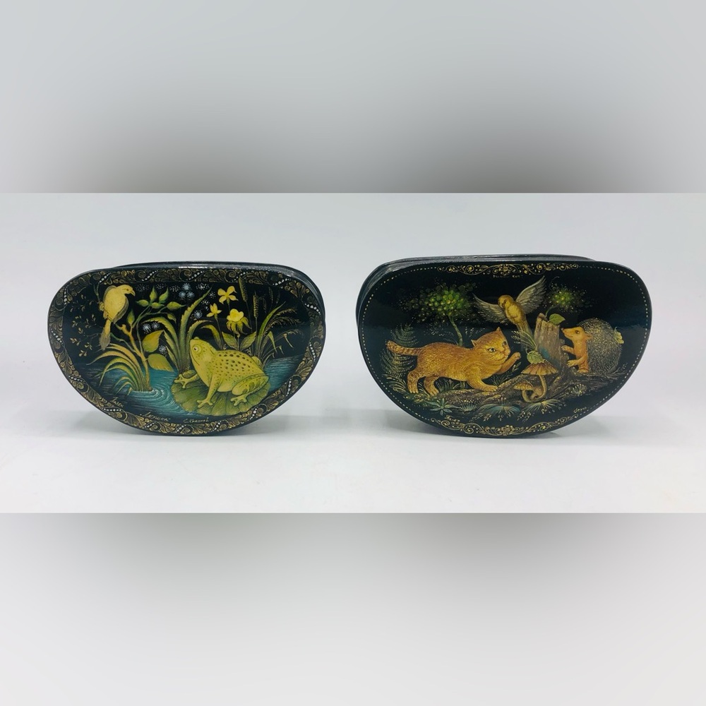 2 Russian Lacquer Boxes 22 Kt Gold Hand Painted Signed Palekh Fedoskino Cat Frog
